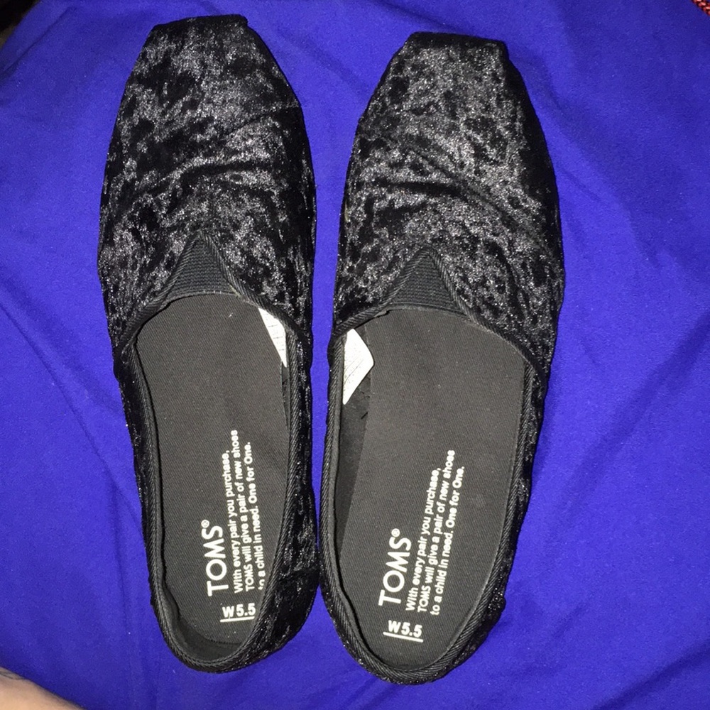 Toms Classic Velvet Slip On